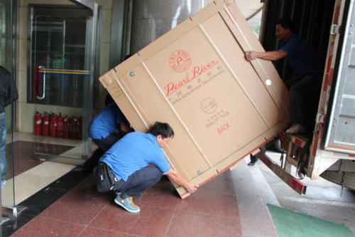 花溪钢琴贵重工艺品无忧运